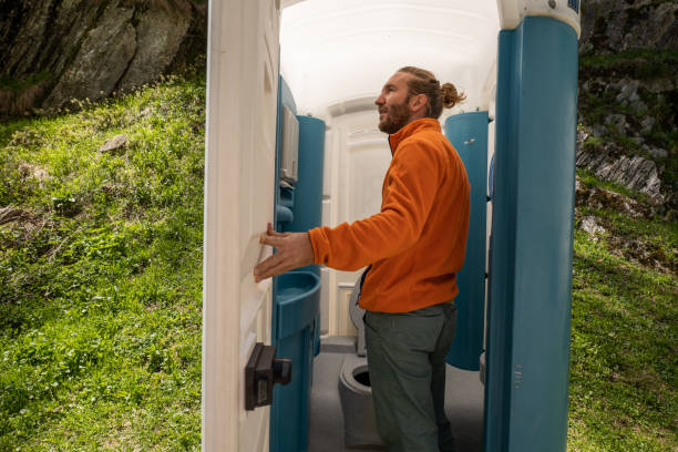 Portable Toilet Options We Offer in Lyndonville, VT